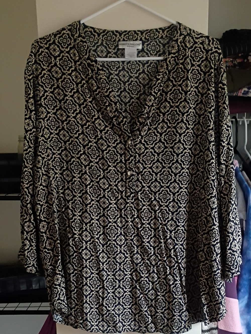 Rebecca Malone Black & Cream V-Neck Long Sleeve Dress